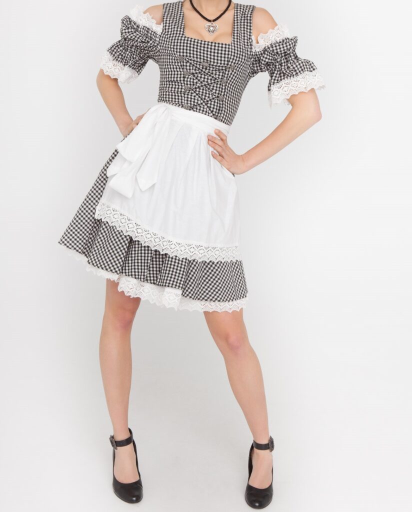 Do’s and Don’ts of Oktoberfest Costumes for girls 3 Dirndl Mara 3 Final