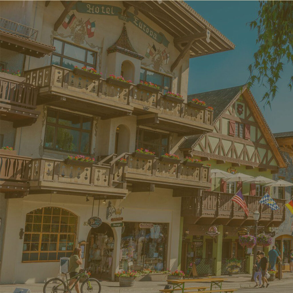 Leavenworth Oktoberfest – Leavenworth, Washington (2026) 3 Leavenworth Oktoberfest - Lederhosen For Sale