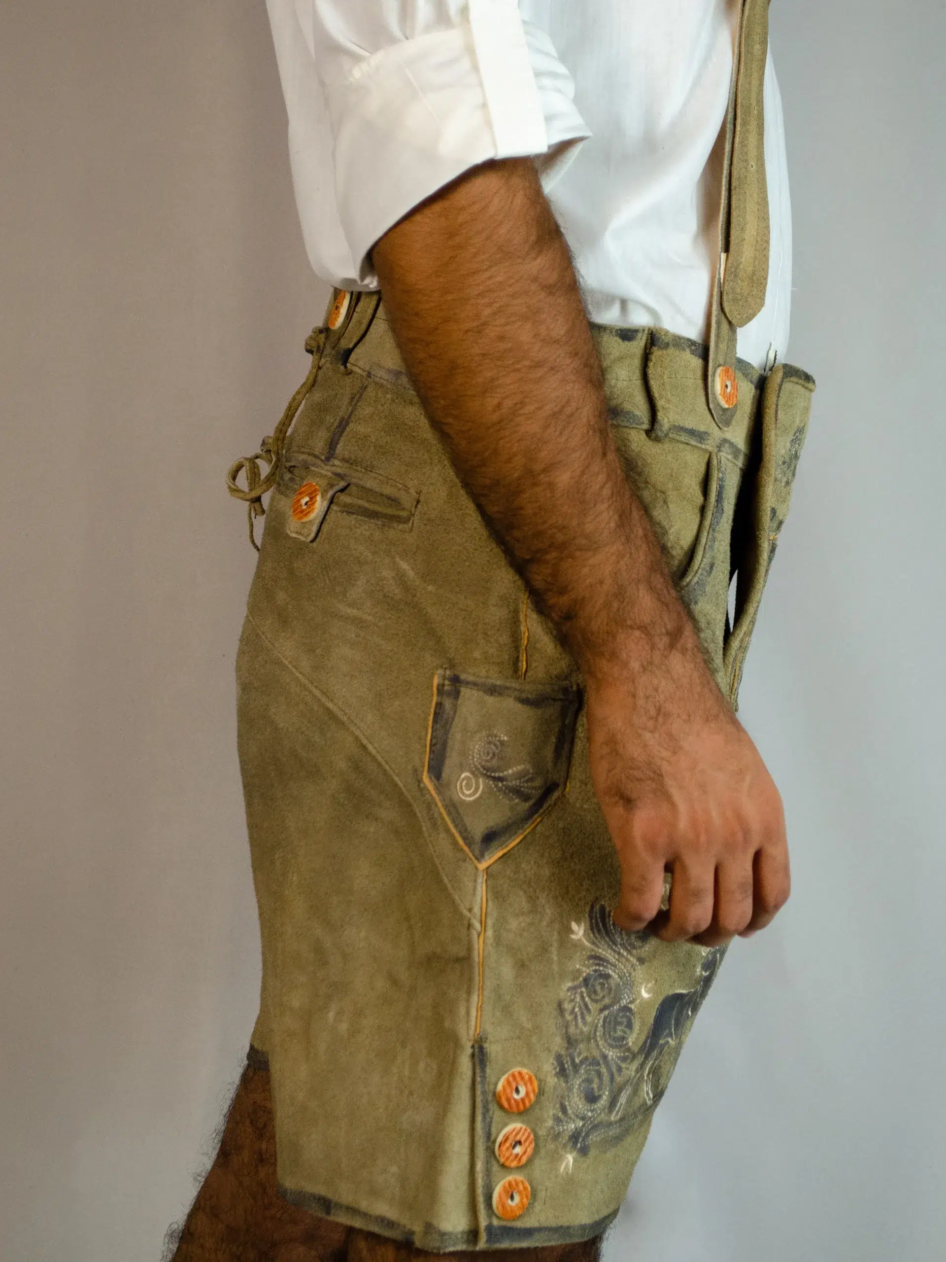 Trachten Short Lederhosen Real Shaded Brown 2 Side view of man in shaded brown Trachten Lederhosen. - Lederhosen For Sale